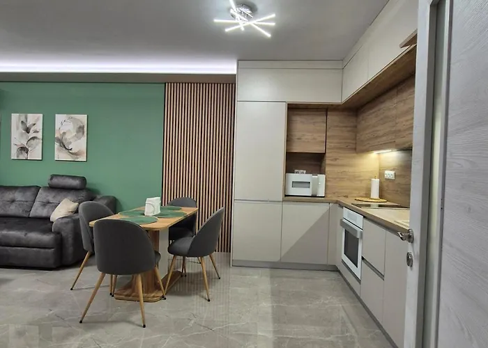 Atana Near Airport * Sofie